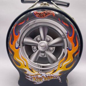 HOT WHEELS 2002 SMALL TIN COLLECTOR'S TIN WITH HANDLE TIRE FLAMES METAL